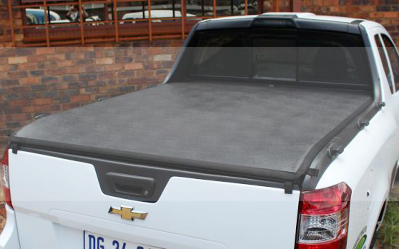 Clean Tonneau cover