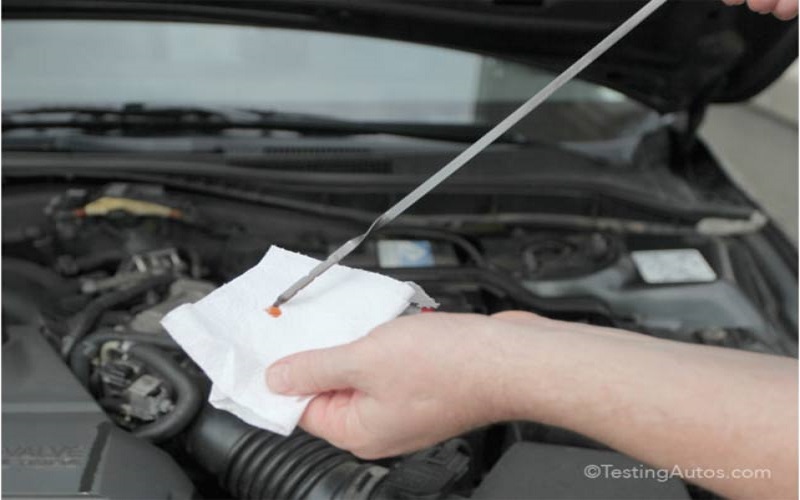 Symptoms of Too Much Transmission Fluid