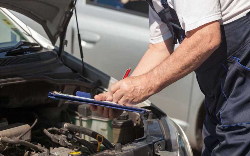 How to check the Engine Oil